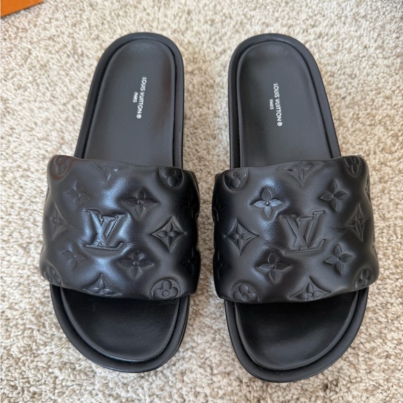 Louis Vuitton Black Lambskin Embossed Monogram Jumbo Flatform Sandals Size 38.5 - Picture 2 of 8